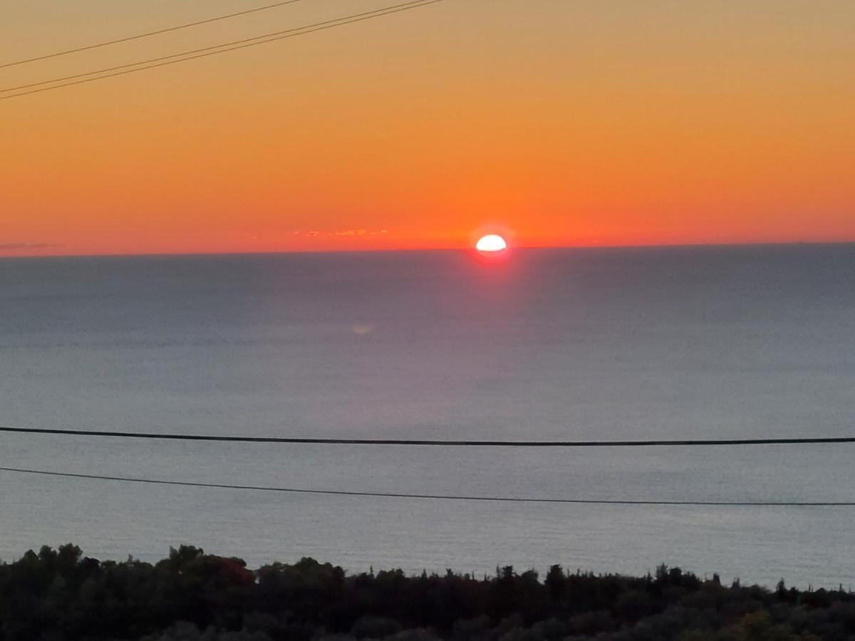 Porto Katsiki-Home Athánion エクステリア 写真