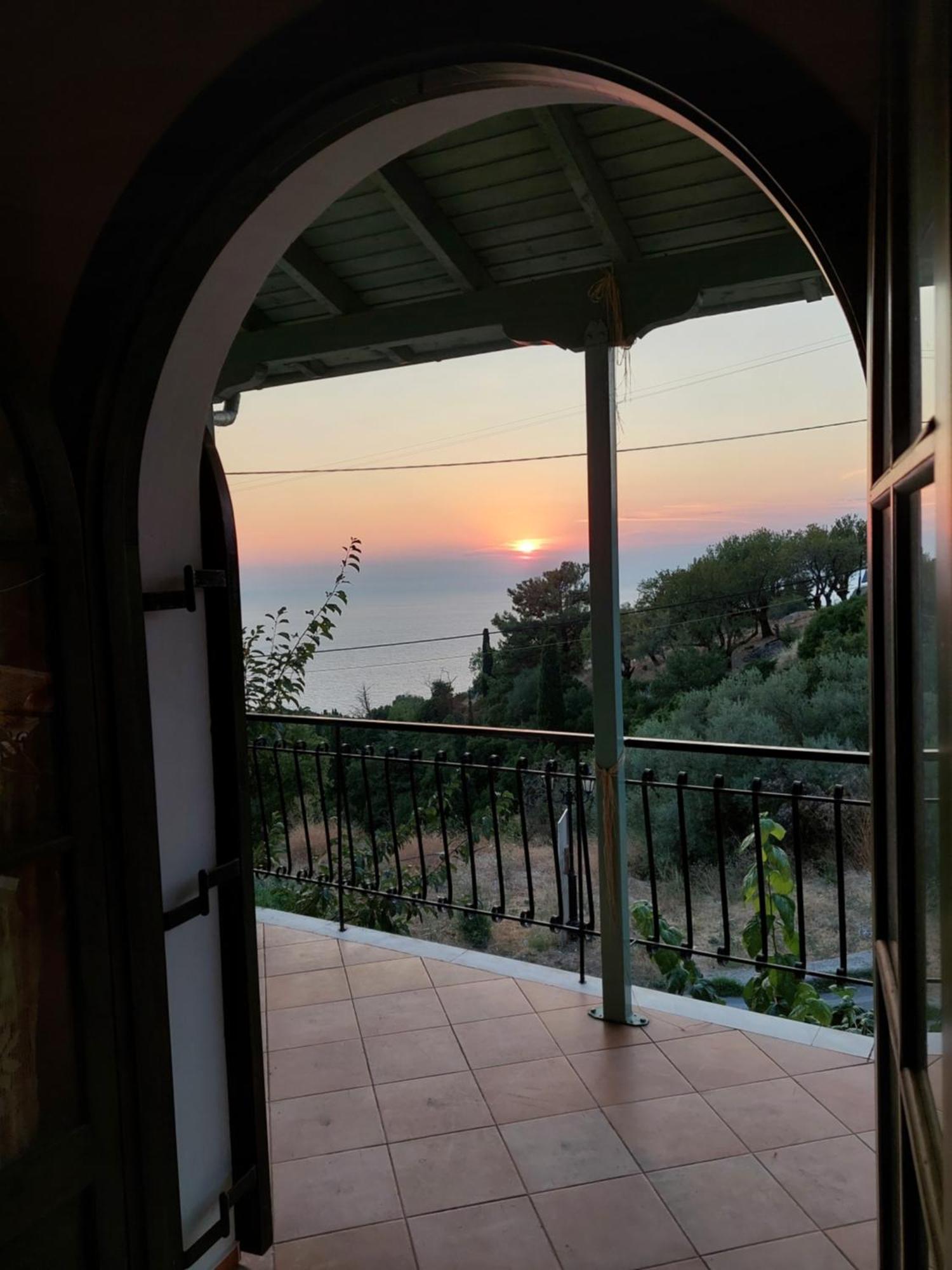 Porto Katsiki-Home Athánion エクステリア 写真